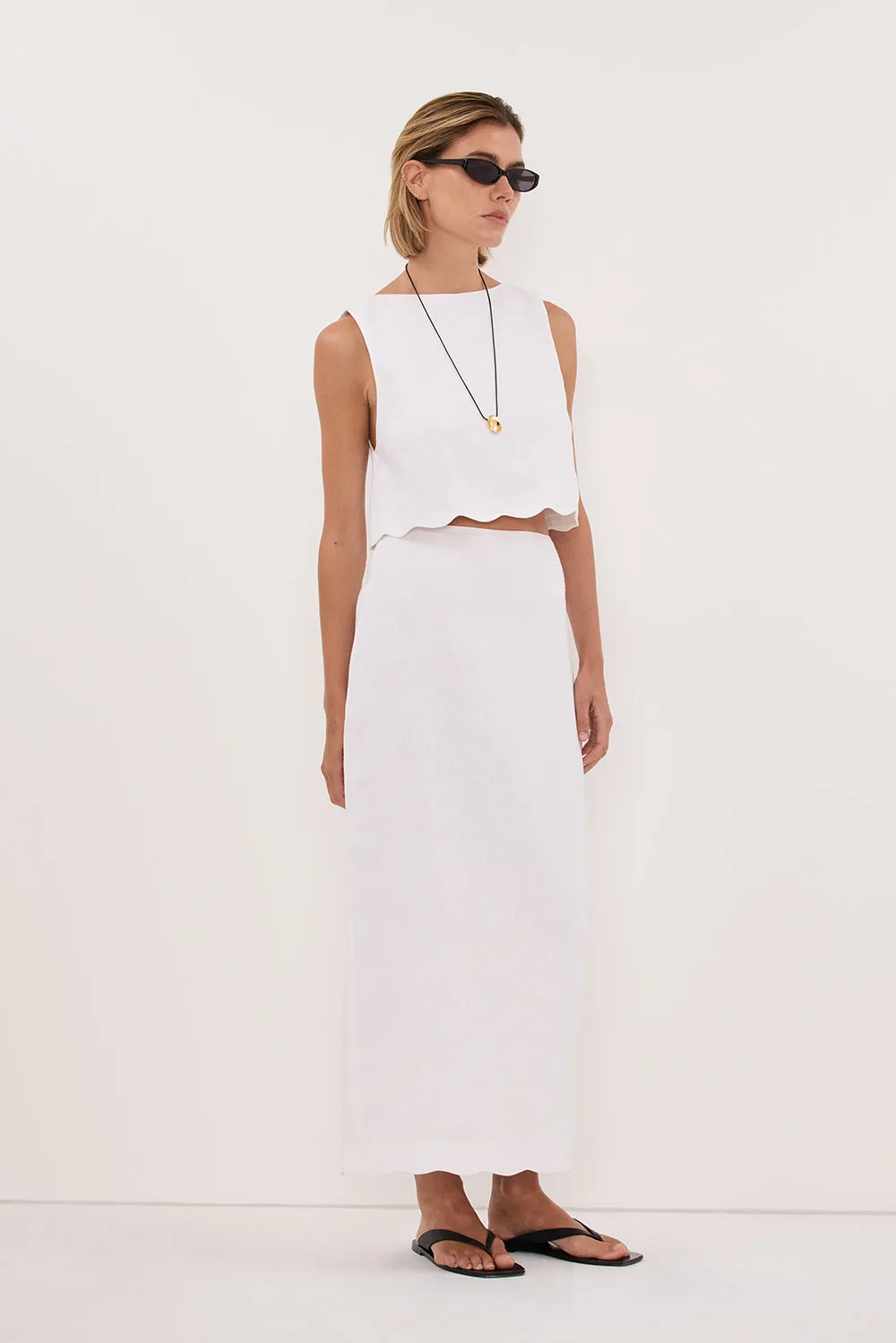 LELA WHITE LINEN CROP TOP sold by Dissh product image thumbnail 3