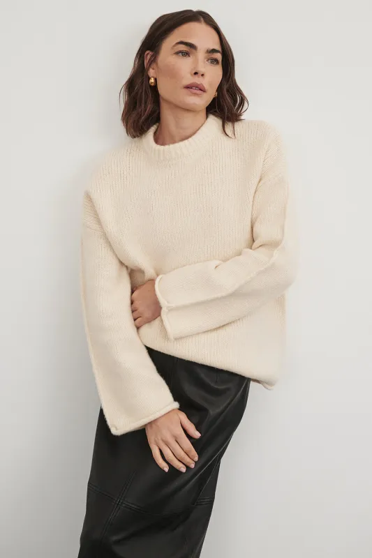 MILLY CREAM CREW NECK KNIT JUMPER made by Dissh