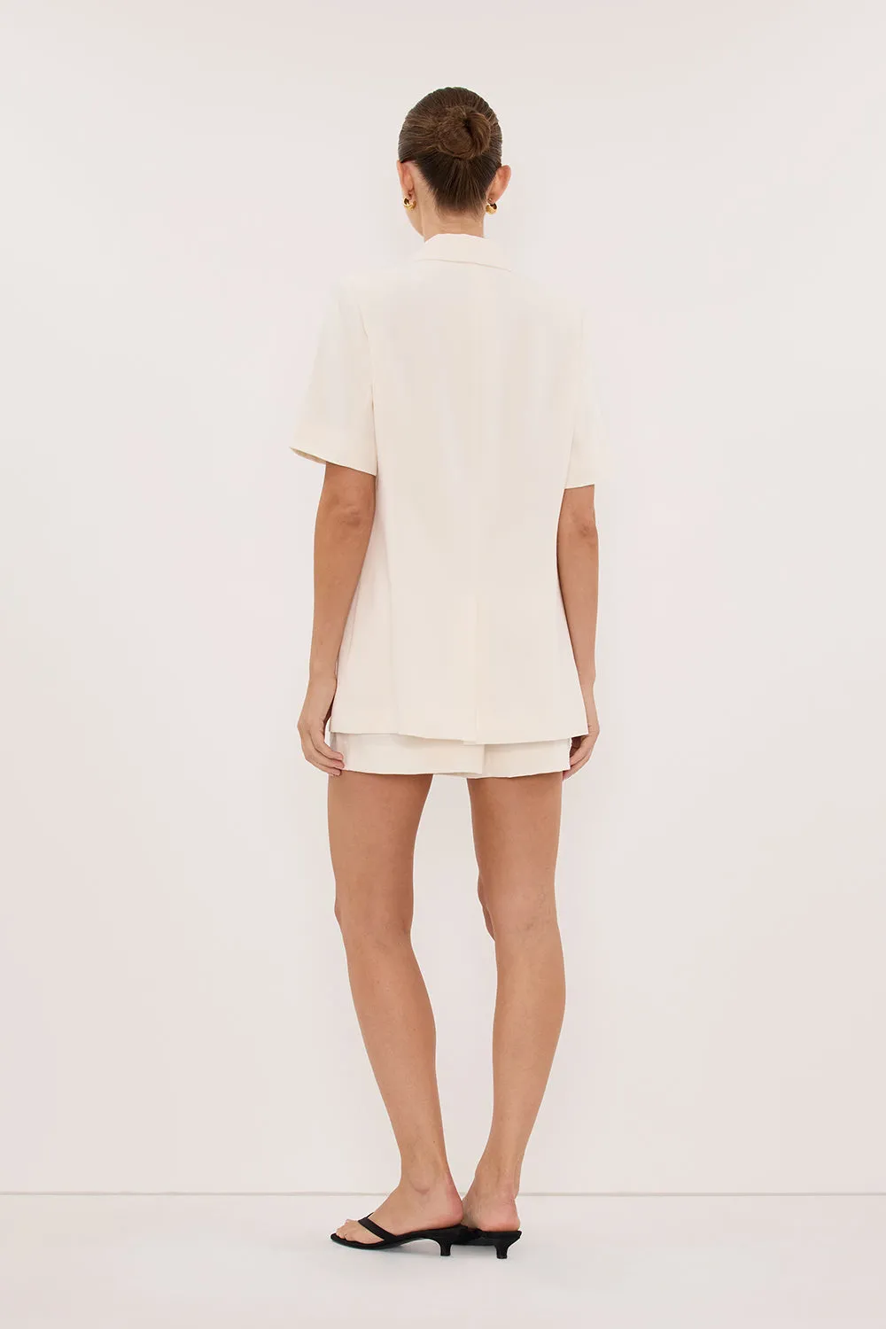 JORDY CREAM TAILORED SHORT sold by Dissh product image thumbnail 4