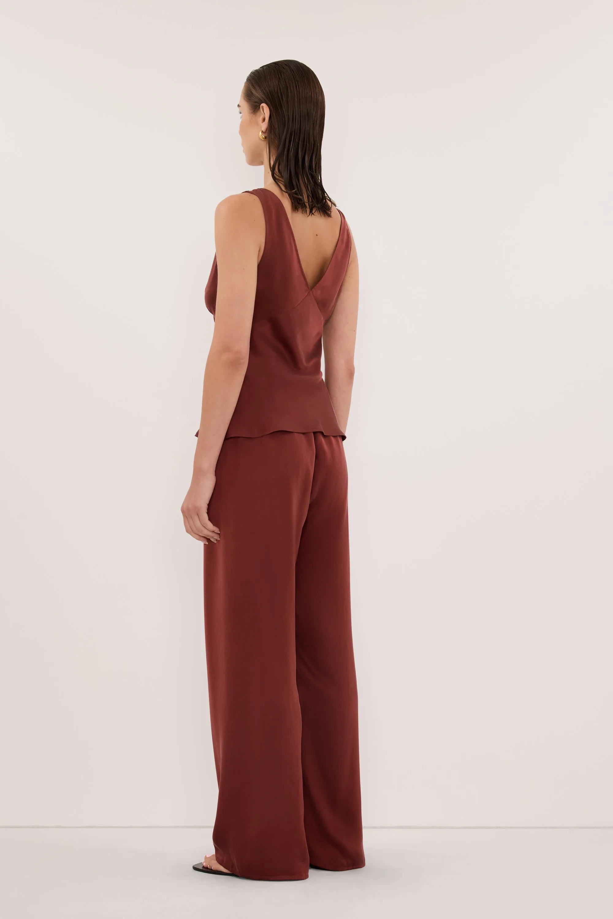 JORJA SAHARA SLEEVELESS SILK TOP sold by Dissh product image thumbnail 4