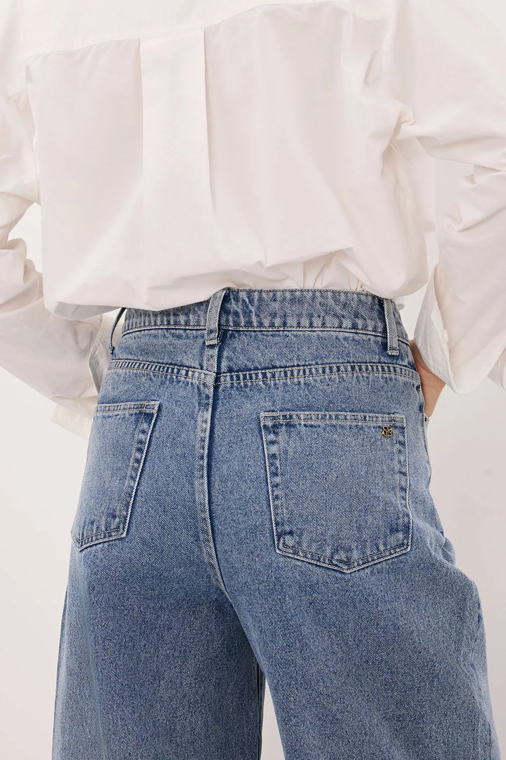 FRANK MID BLUE RELAXED JEAN sold by Dissh product image thumbnail 5