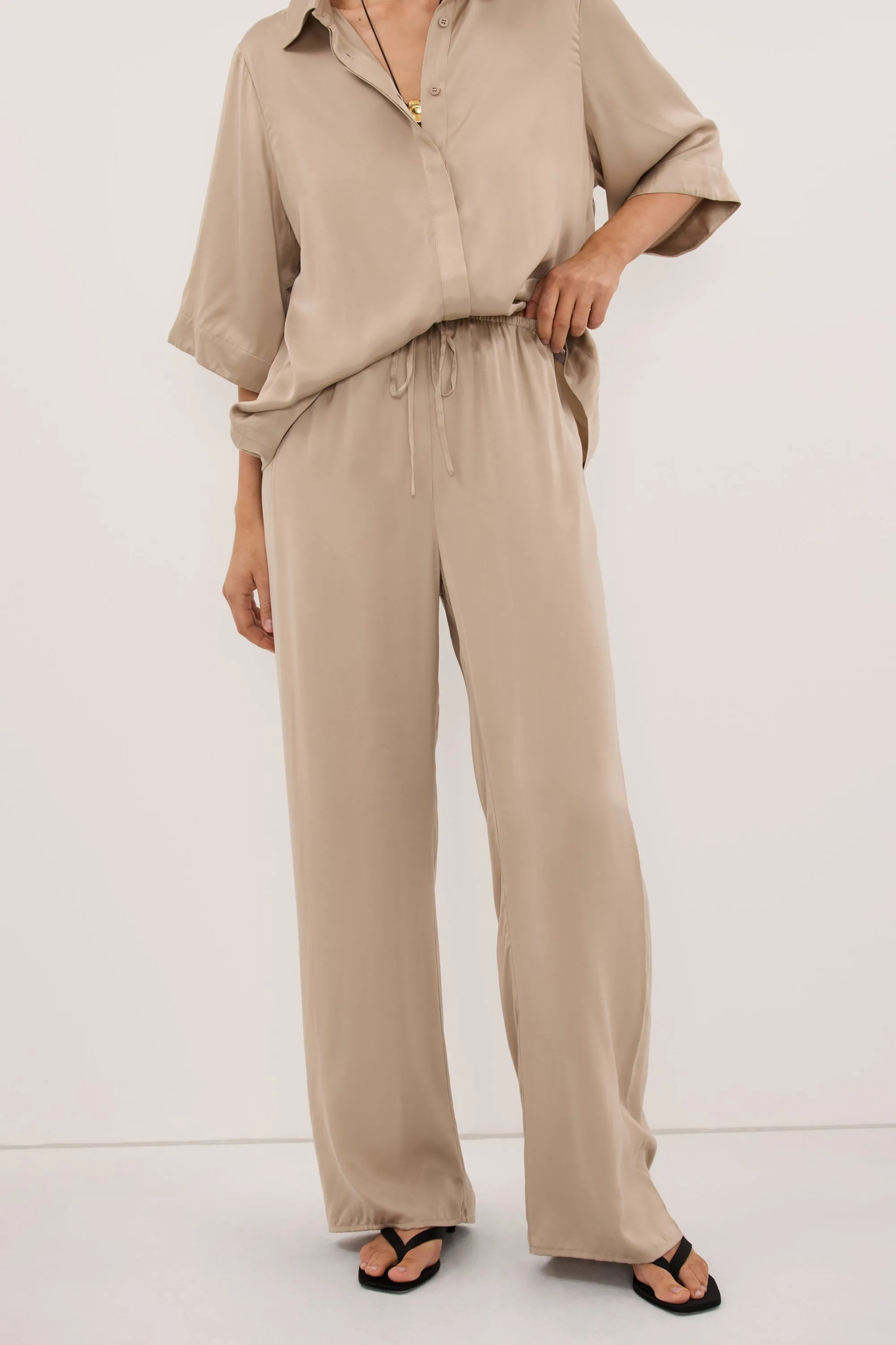PERCY GOLD SILK PANT sold by Dissh product image thumbnail 2