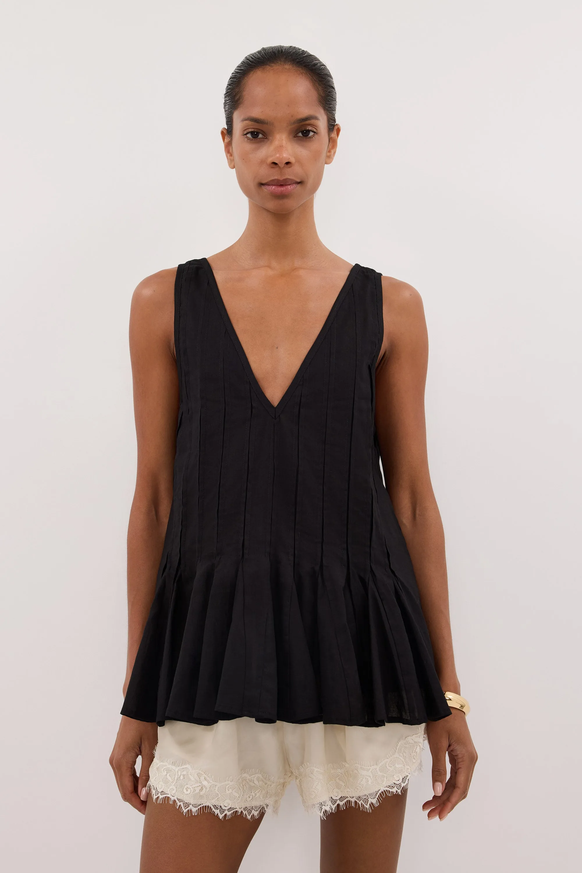 PIXIE BLACK LINEN GODET TOP sold by Dissh product image thumbnail 2