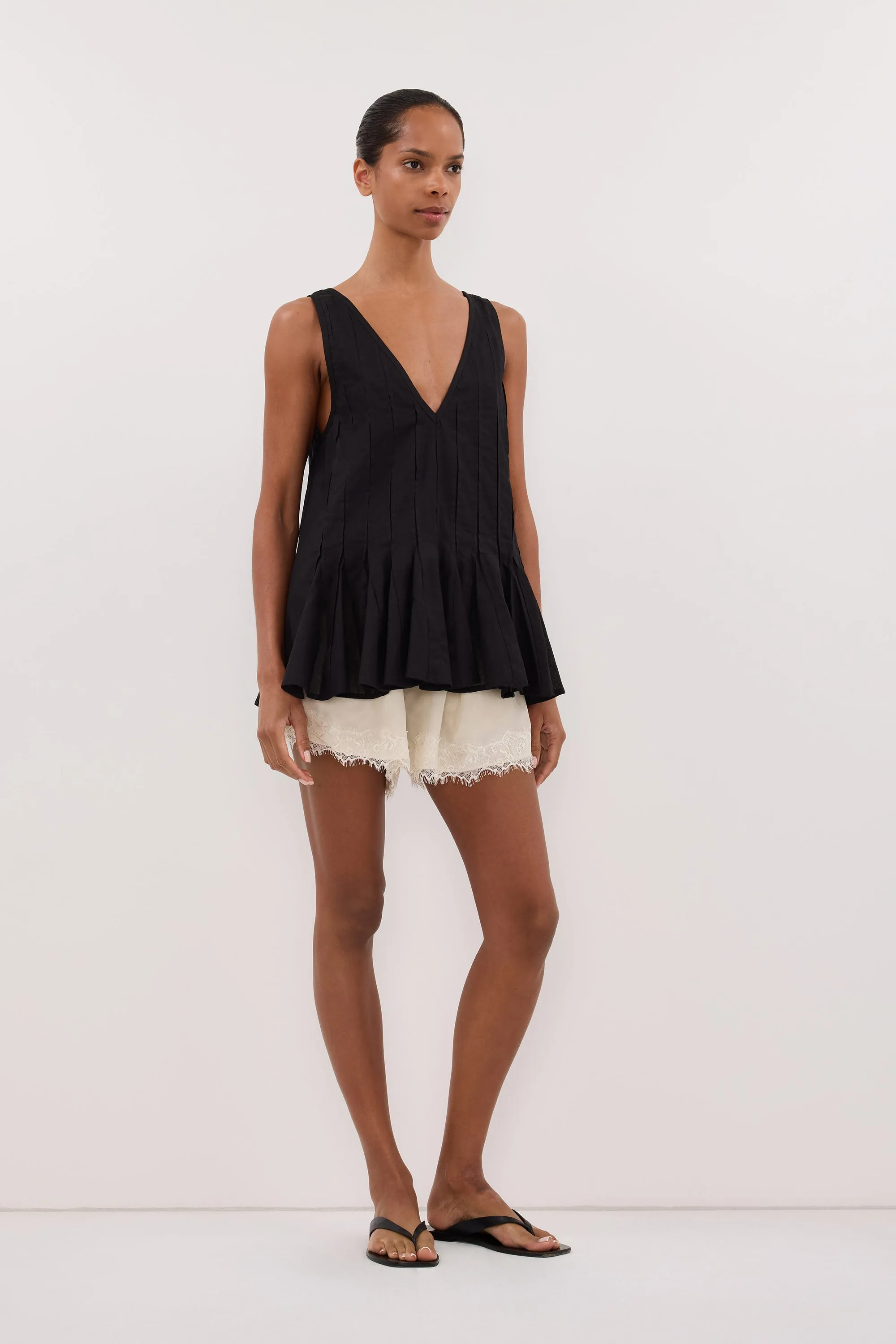 PIXIE BLACK LINEN GODET TOP sold by Dissh product image thumbnail 3