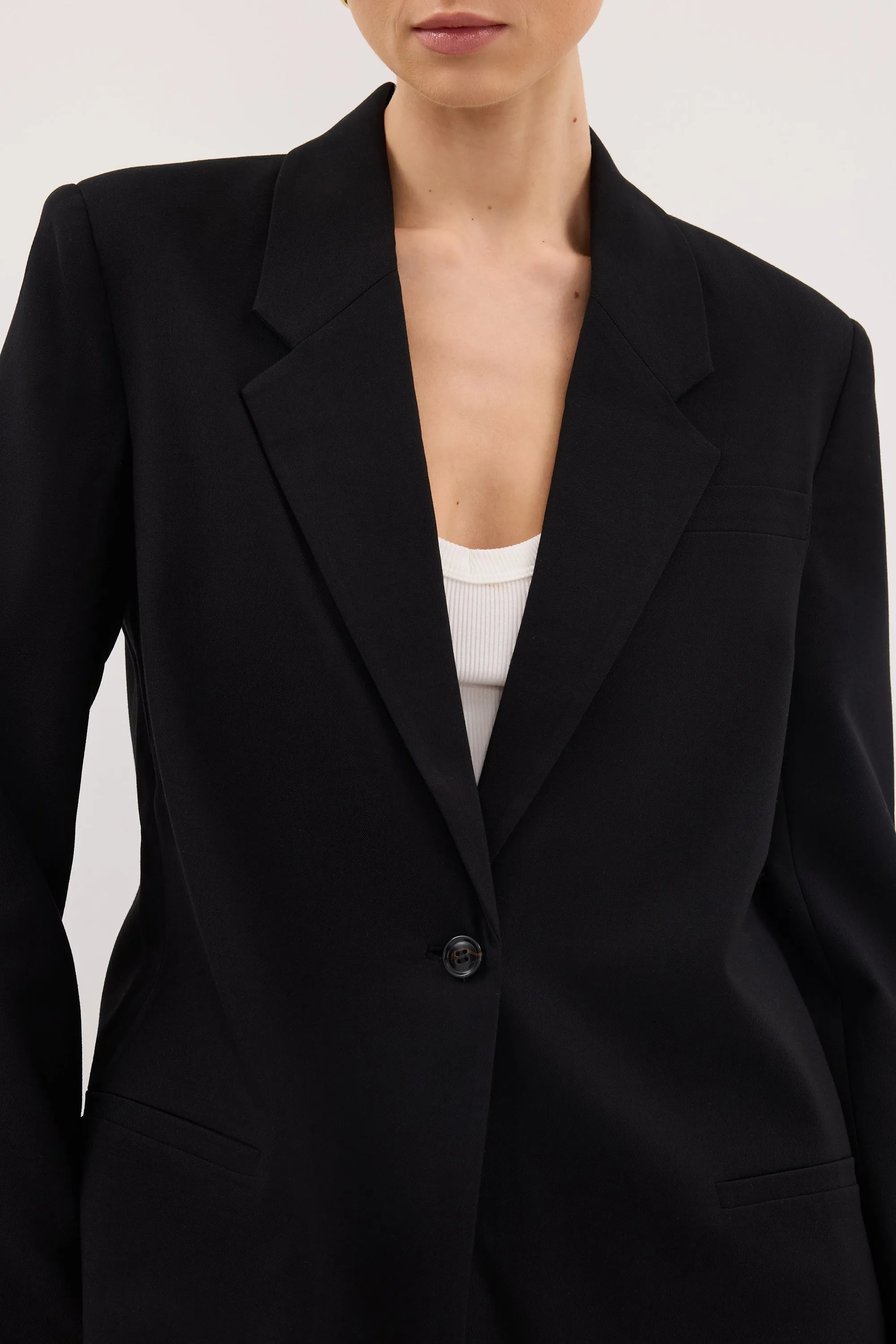 KEATON BLACK SLIM LONGLINE BLAZER sold by Dissh product image thumbnail 5