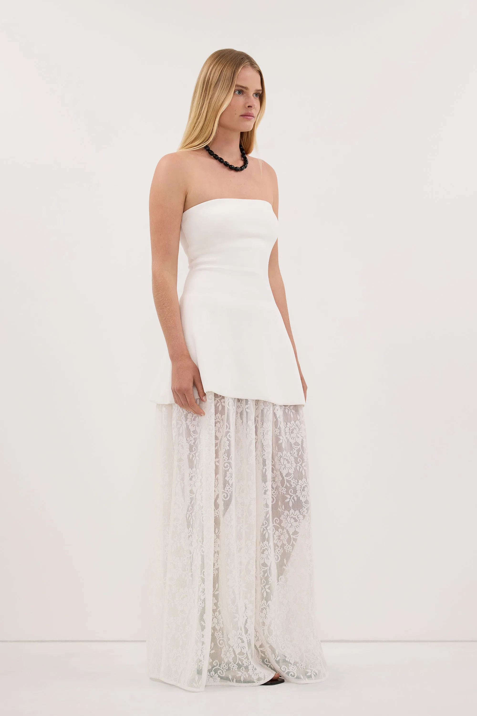 ANYA WHITE LACE MAXI SKIRT sold by Dissh product image thumbnail 4