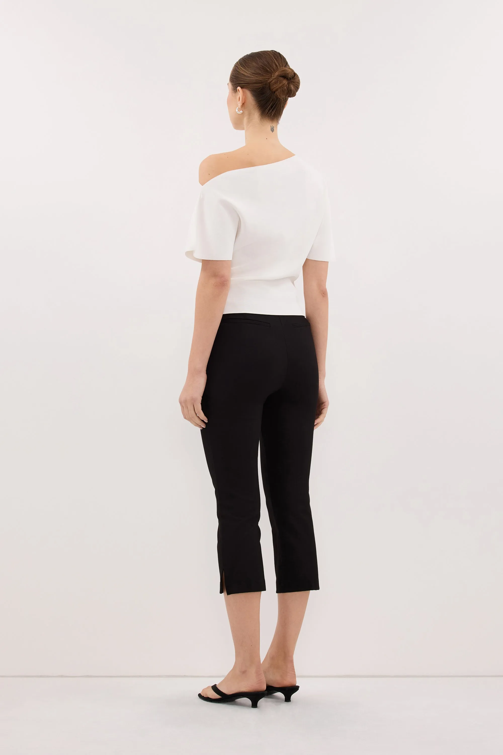 SCARLETT OFF WHITE ASYM KNIT TOP sold by Dissh product image thumbnail 4