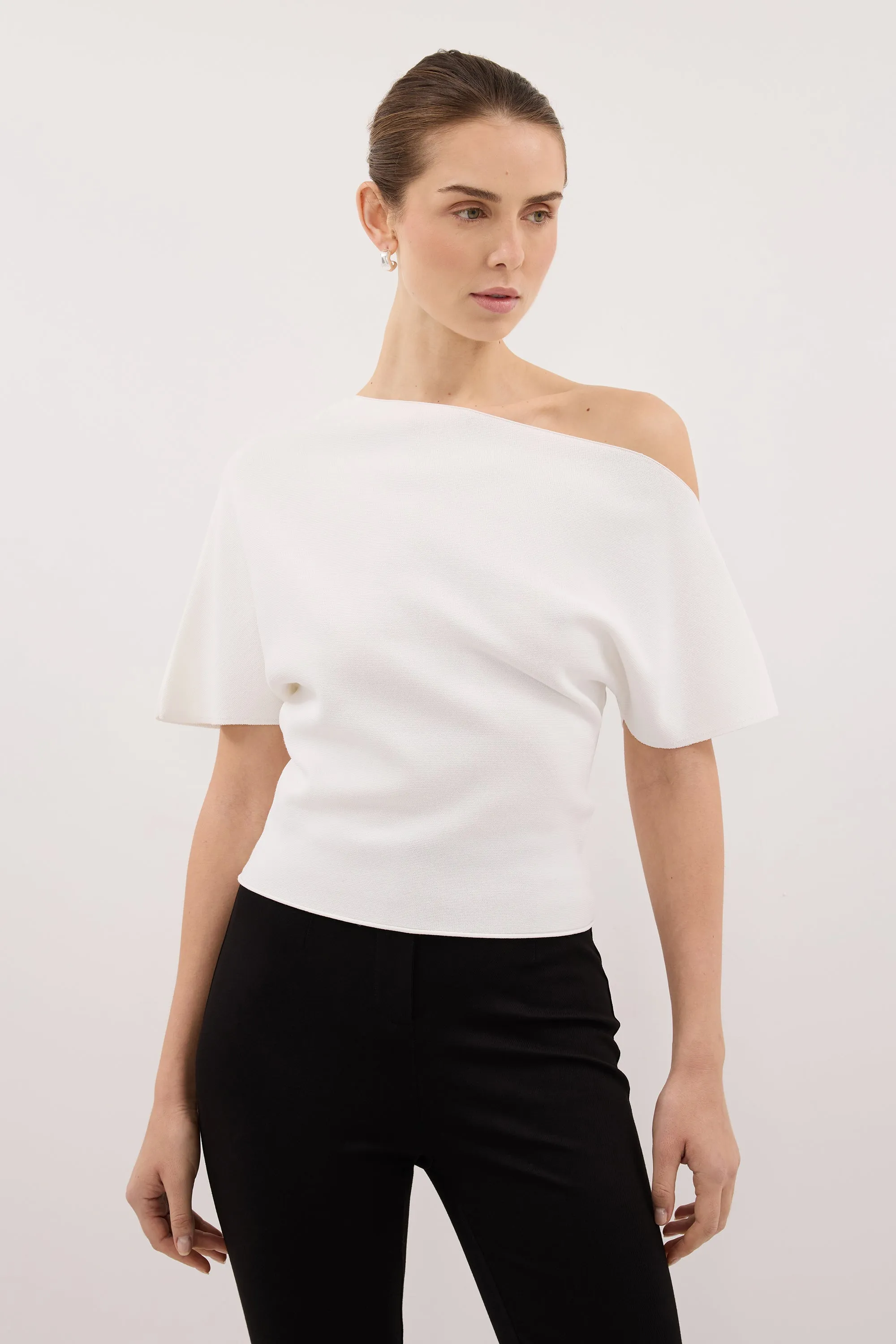 SCARLETT OFF WHITE ASYM KNIT TOP sold by Dissh product image thumbnail 2