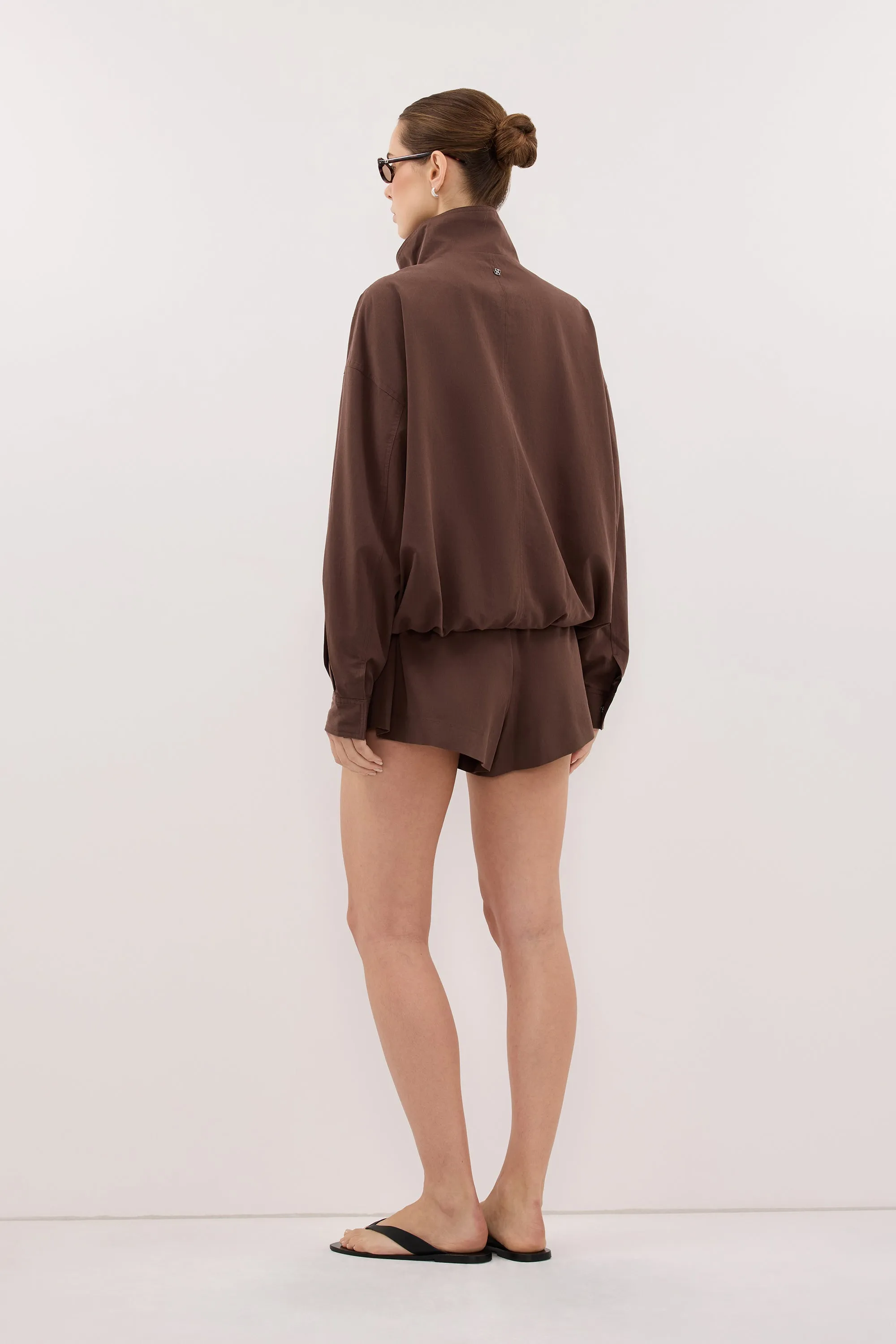RORY MILK CHOC LIGHTWEIGHT TRACK JACKET sold by Dissh product image thumbnail 5