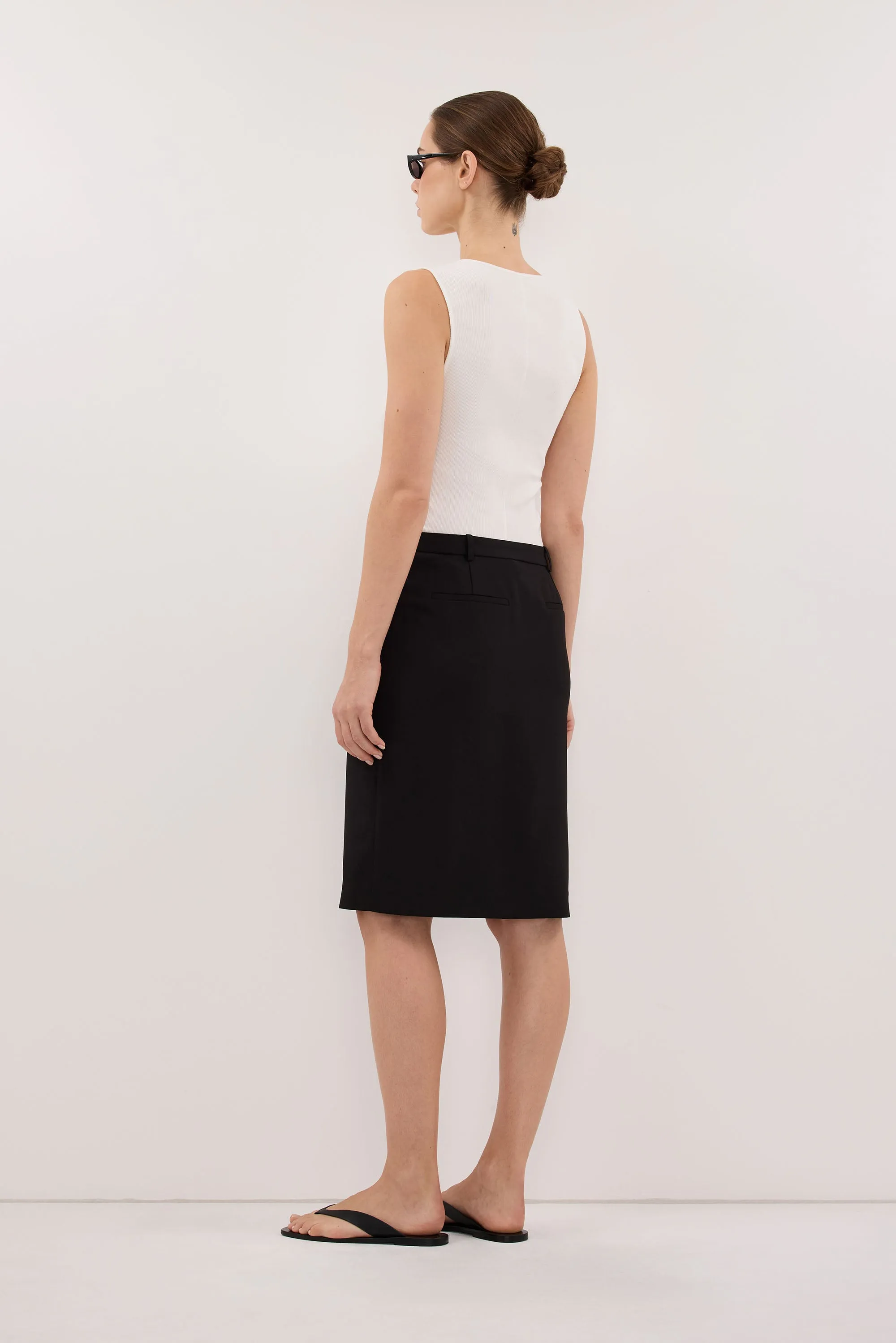 AMARA OFF WHITE BOAT NECK KNIT TANK sold by Dissh product image thumbnail 5