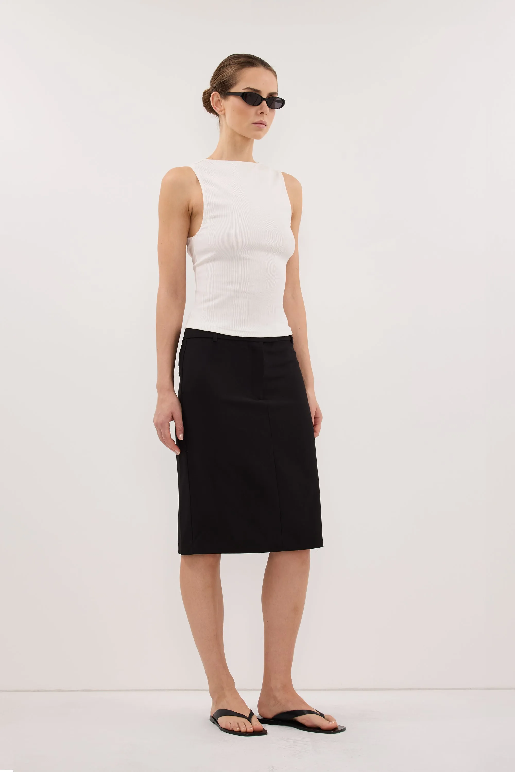 AMARA OFF WHITE BOAT NECK KNIT TANK sold by Dissh product image thumbnail 4