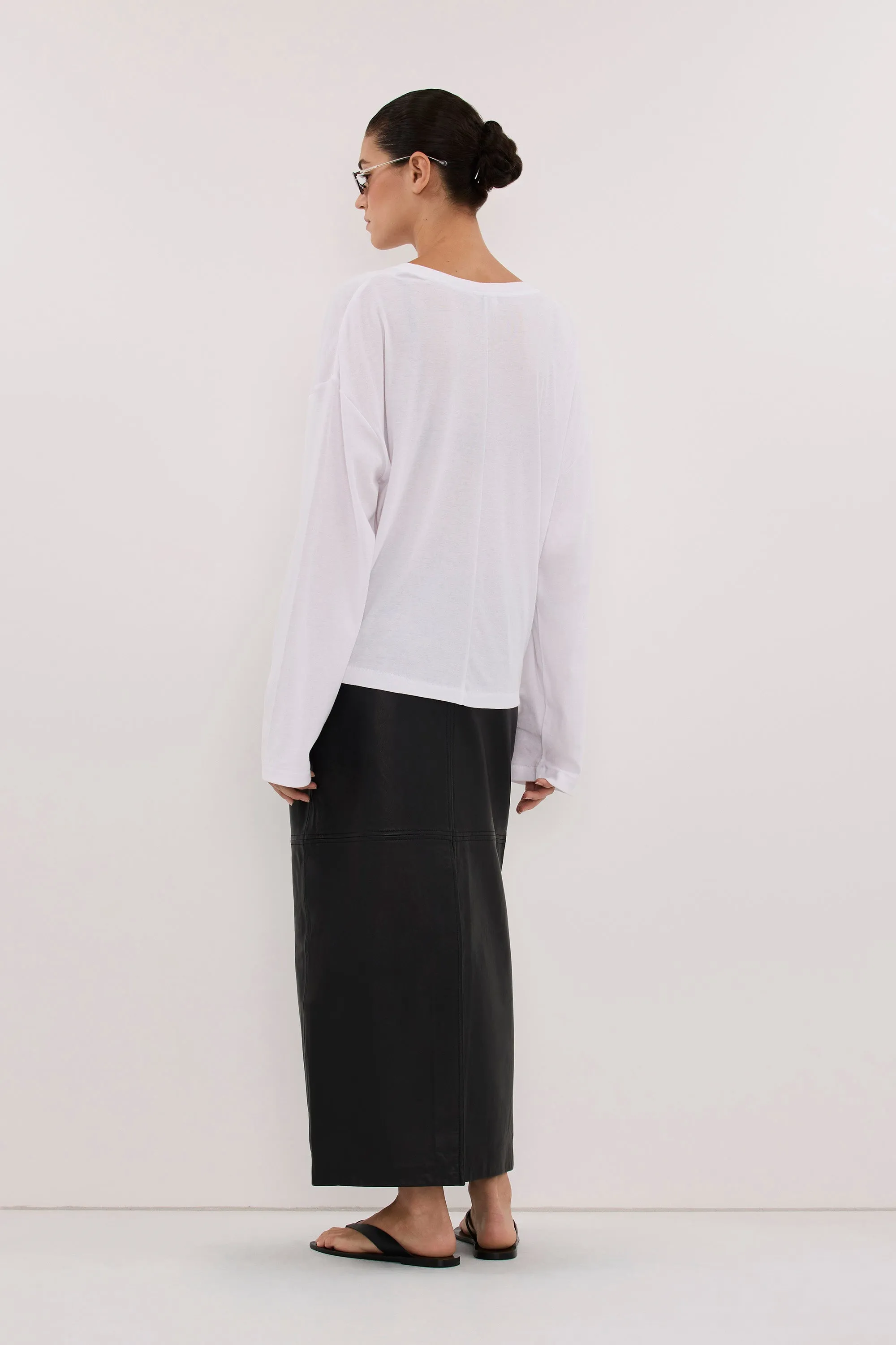 DARINA WHITE V NECK SLEEVED TOP sold by Dissh product image thumbnail 4