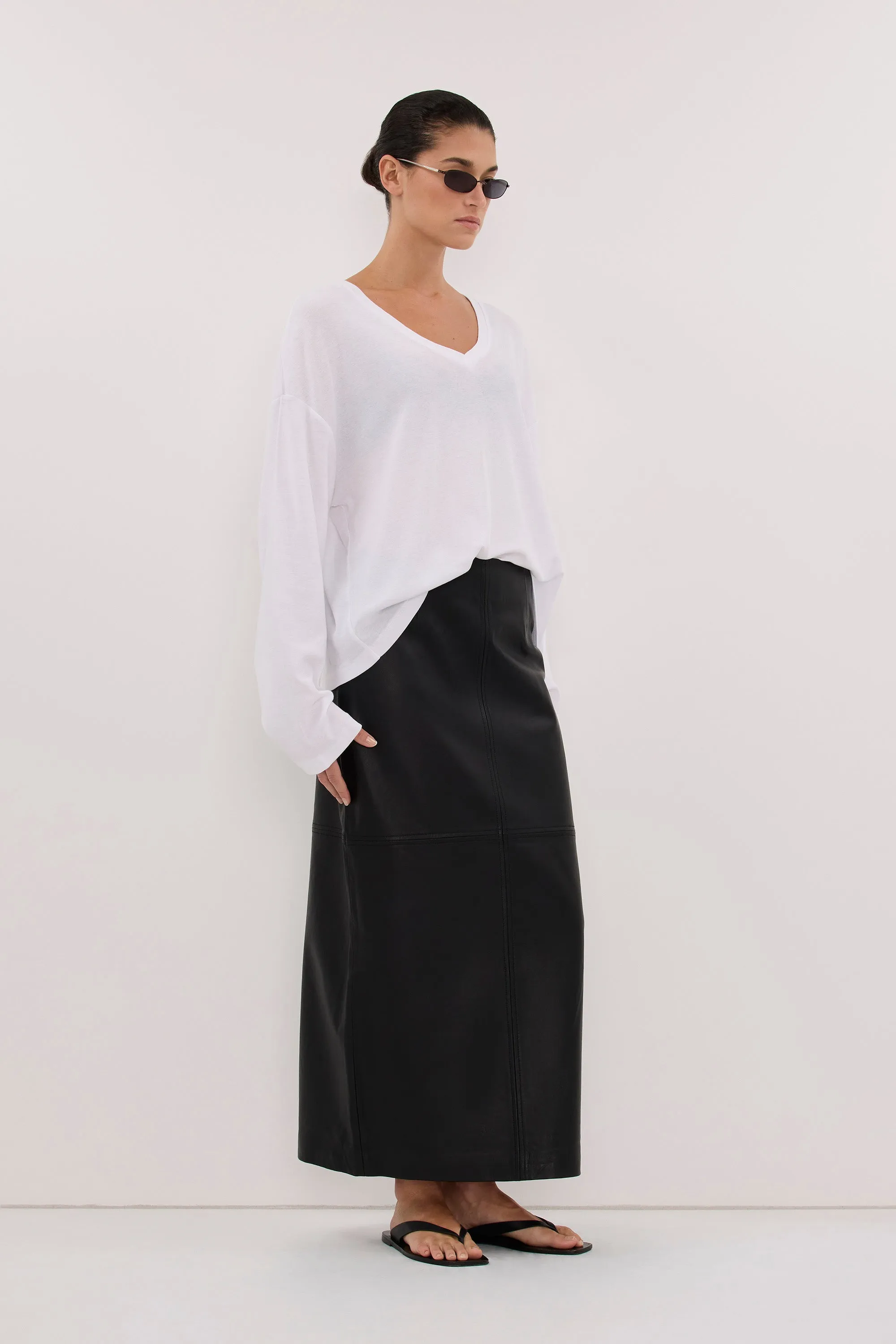 DARINA WHITE V NECK SLEEVED TOP sold by Dissh product image thumbnail 3