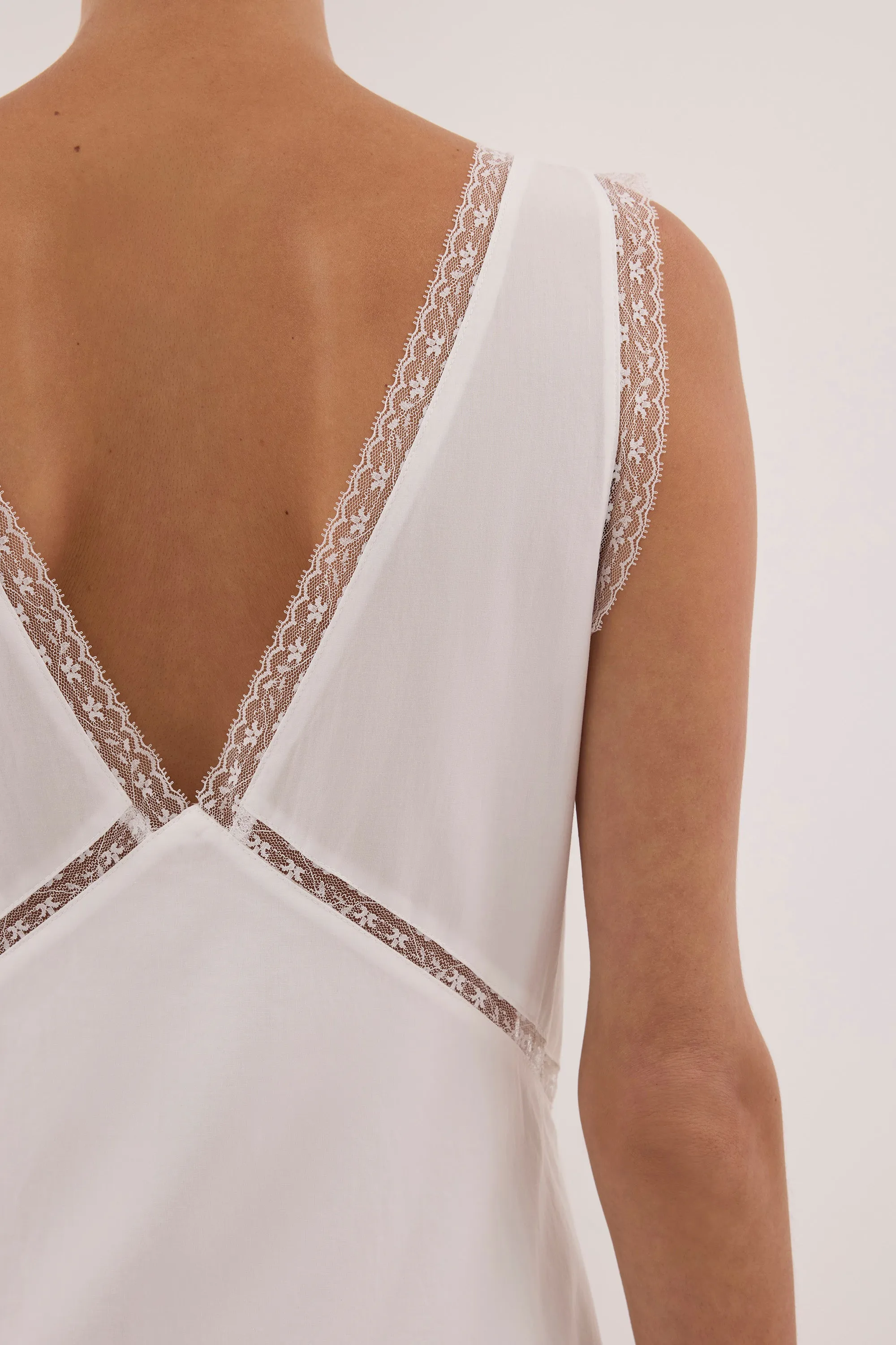 ROSIN WHITE LACE TRIM MIDI DRESS sold by Dissh product image thumbnail 5