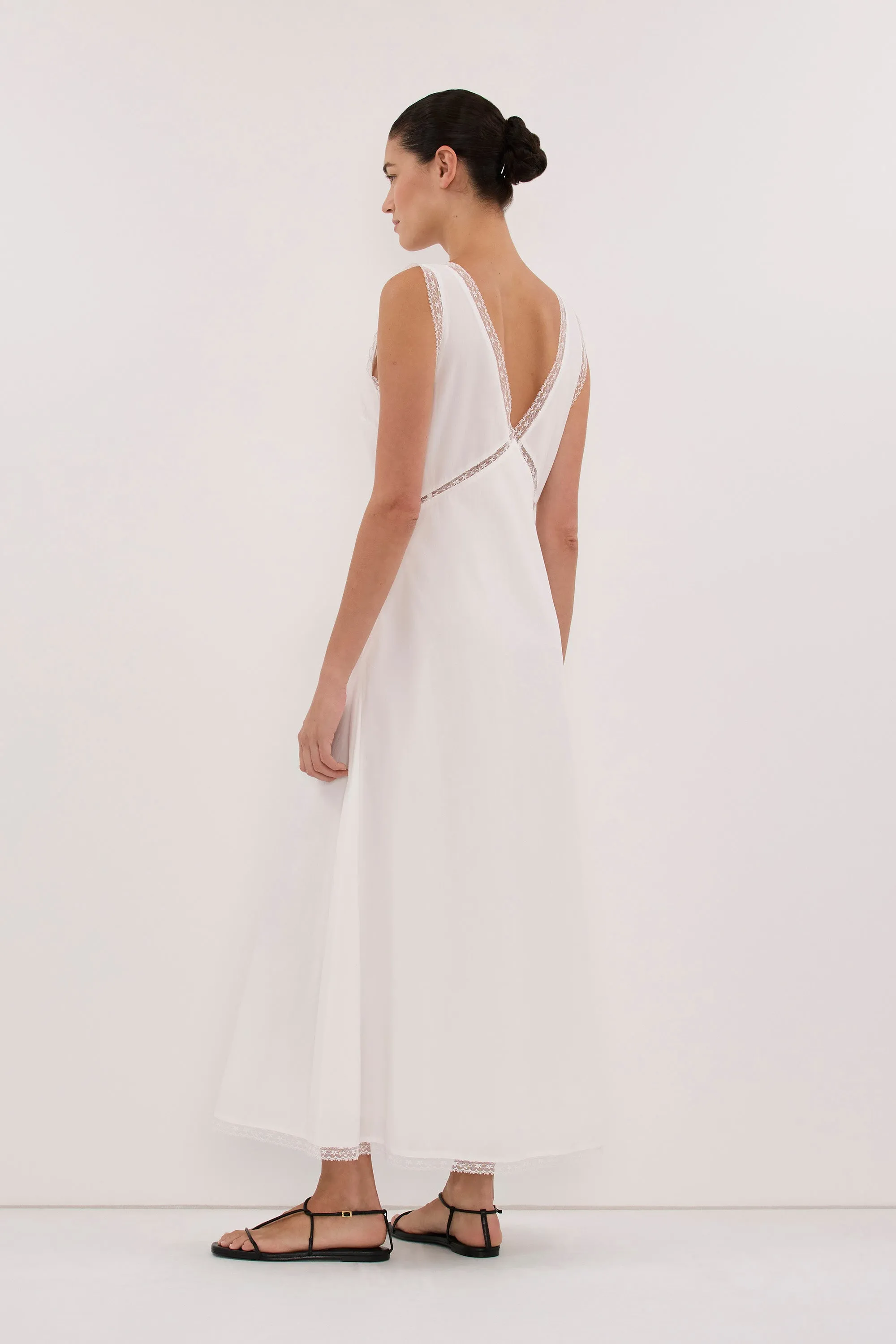 ROSIN WHITE LACE TRIM MIDI DRESS sold by Dissh product image thumbnail 4