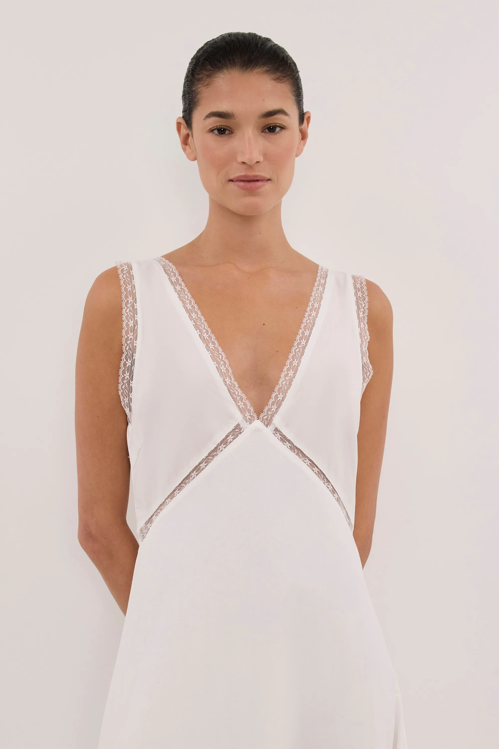 ROSIN WHITE LACE TRIM MIDI DRESS sold by Dissh product image thumbnail 2