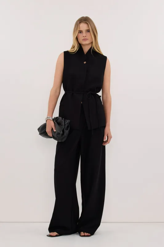 VIDA BLACK STAND COLLAR VEST TOP made by Dissh