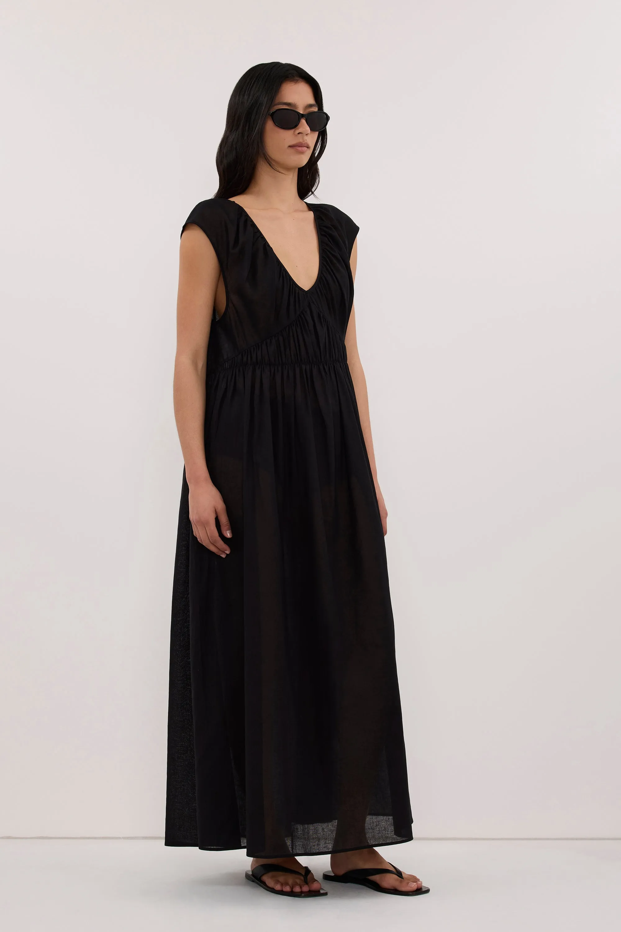 BILLIE BLACK LINEN BLEND MIDI DRESS sold by Dissh product image thumbnail 3