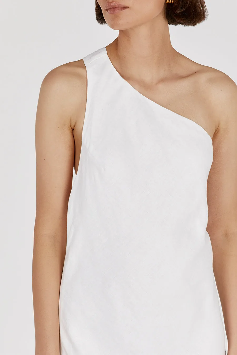 ADDISON WHITE LINEN AYSM MAXI DRESS sold by Dissh product image thumbnail 5