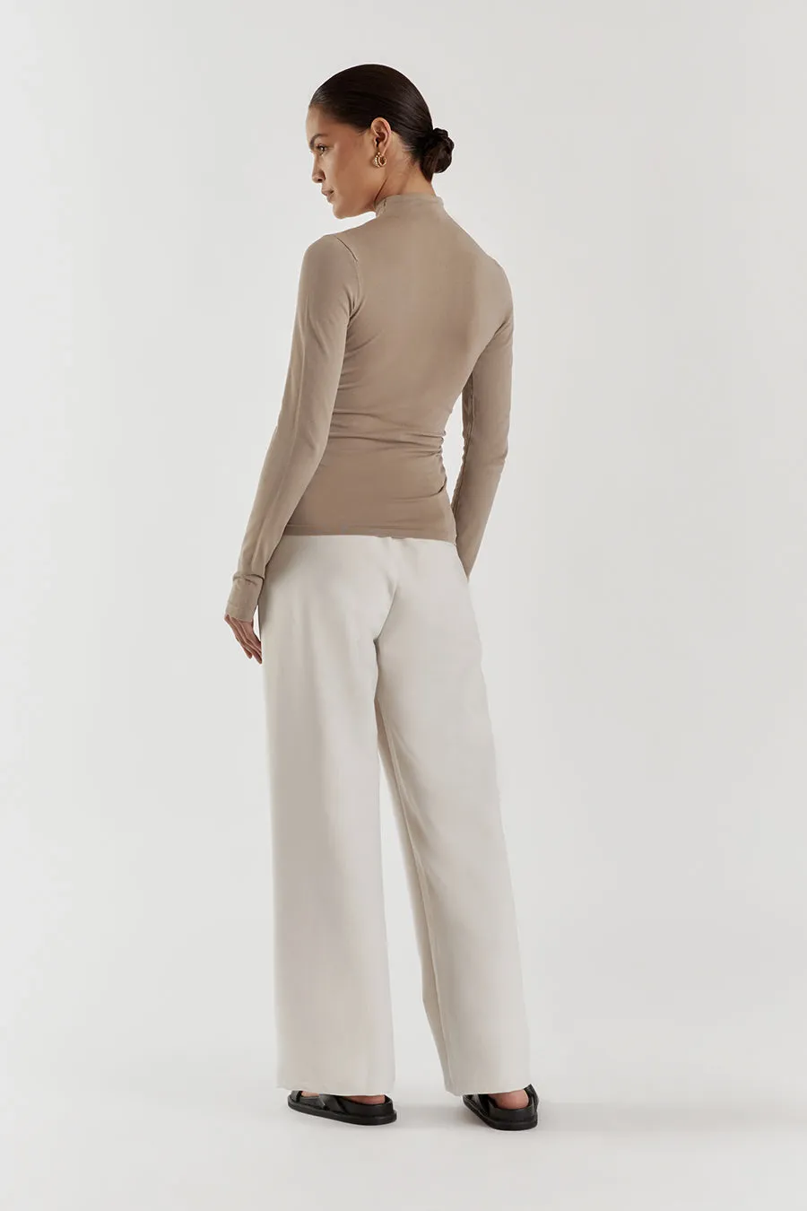NIX TAUPE LONG SLEEVE KNIT TOP sold by Dissh product image thumbnail 4