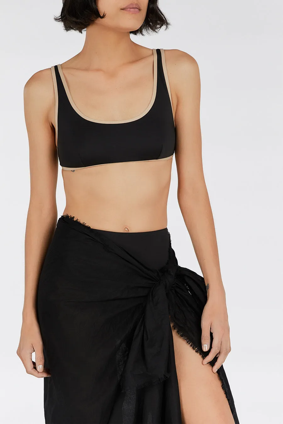 NOVA BLACK LINEN SARONG sold by Dissh product image thumbnail 4