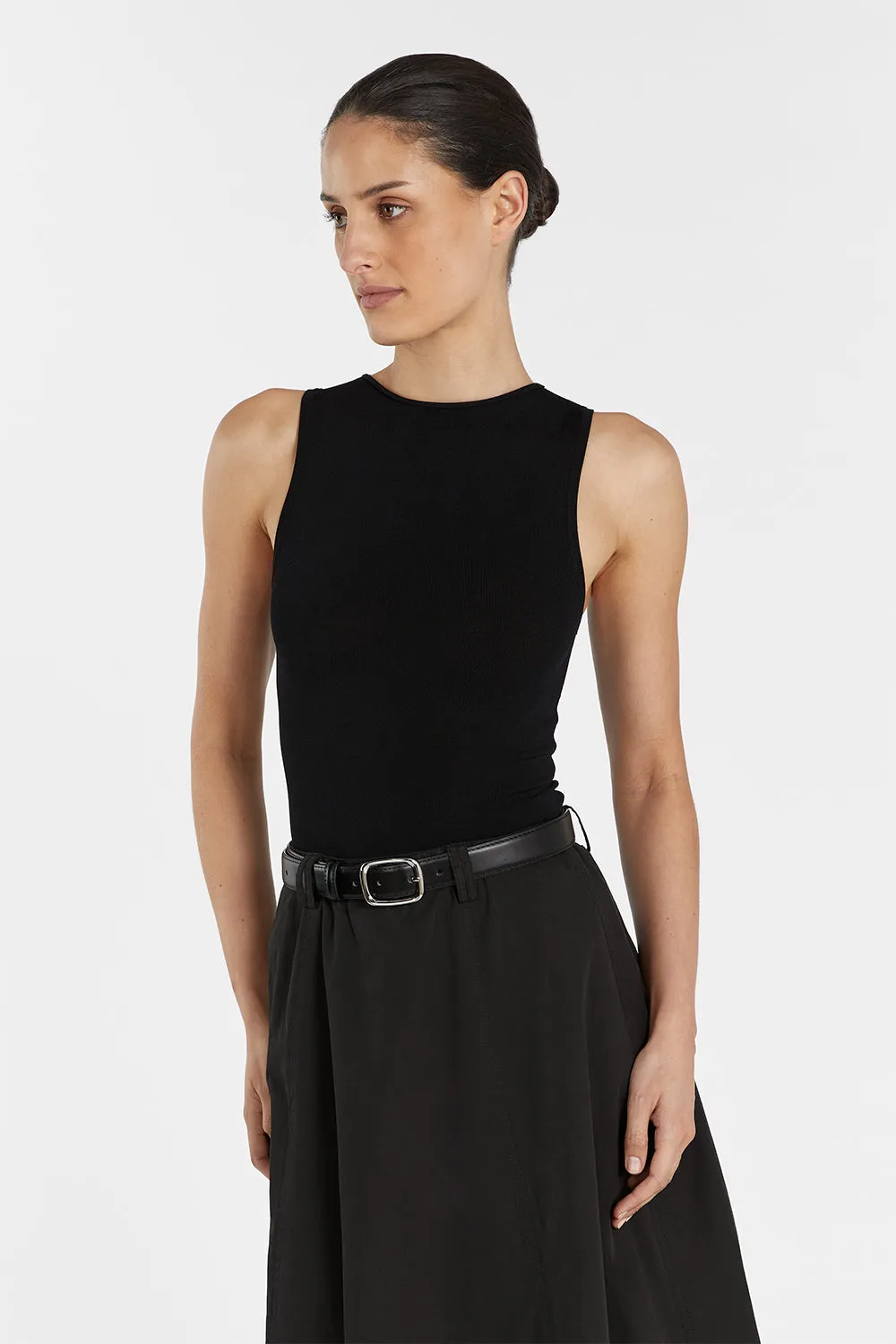 RUBY BLACK BOAT NECK KNIT TOP sold by Dissh product image thumbnail 2