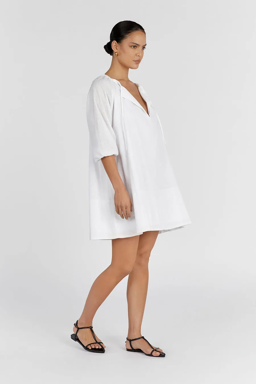 NADIA WHITE LINEN SMOCK DRESS sold by Dissh product image thumbnail 3