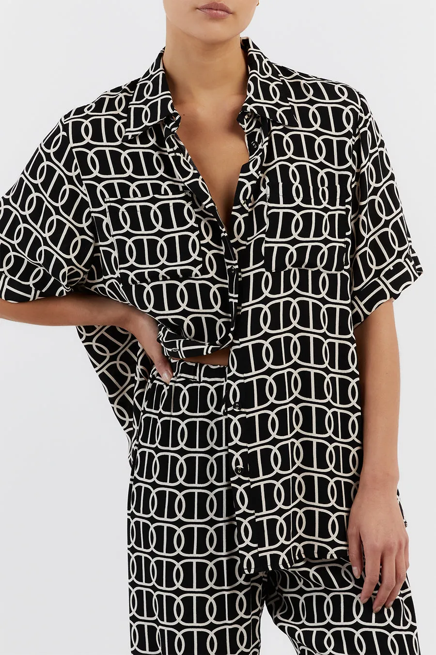 IZZIE CHAIN VACATION SHIRT sold by Dissh product image thumbnail 5