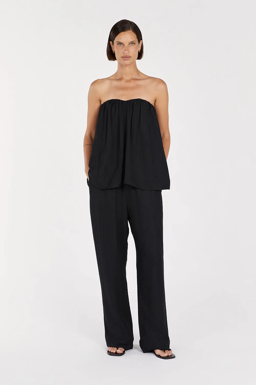 SHANIYA BLACK STRAPLESS TOP sold by Dissh