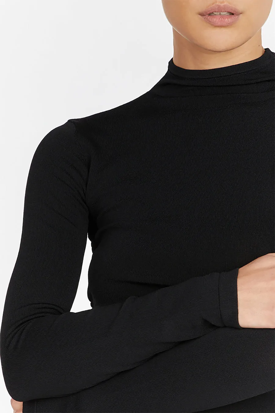 NIX BLACK LONG SLEEVE TOP sold by Dissh product image thumbnail 5