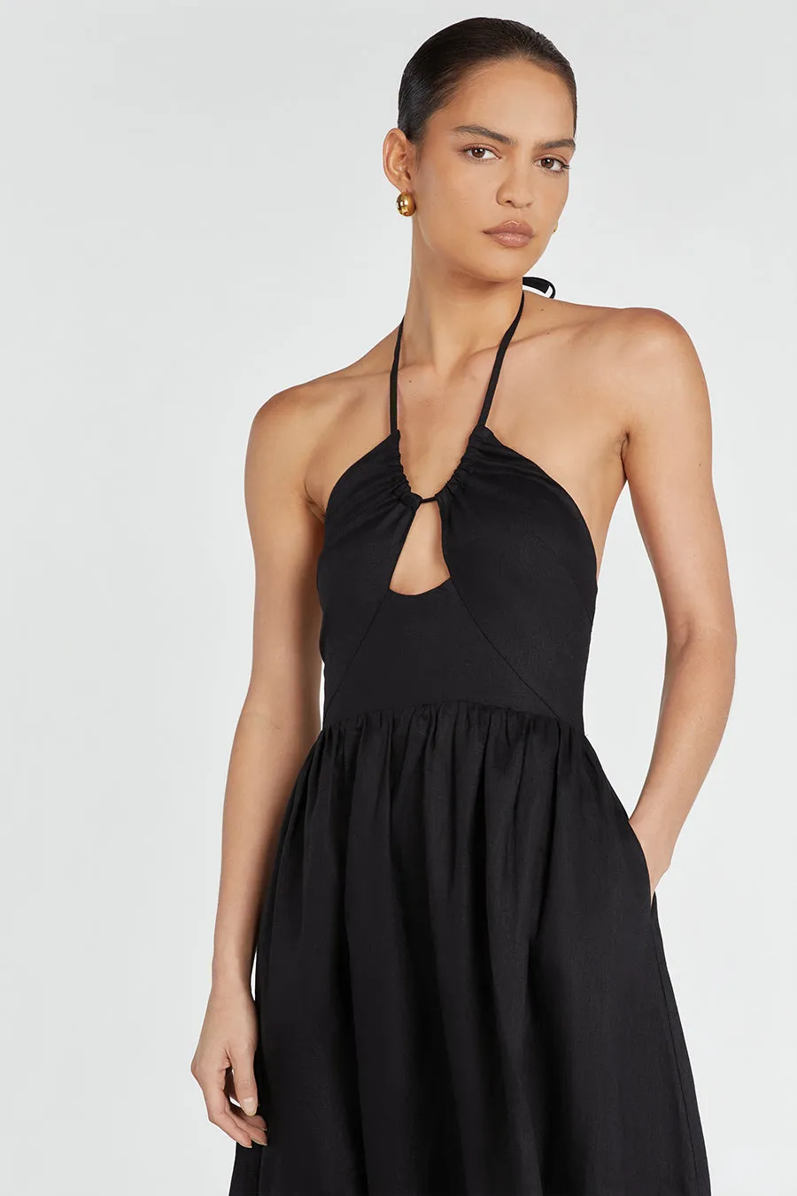 ALYSSA BLACK LINEN MAXI DRESS sold by Dissh product image thumbnail 3