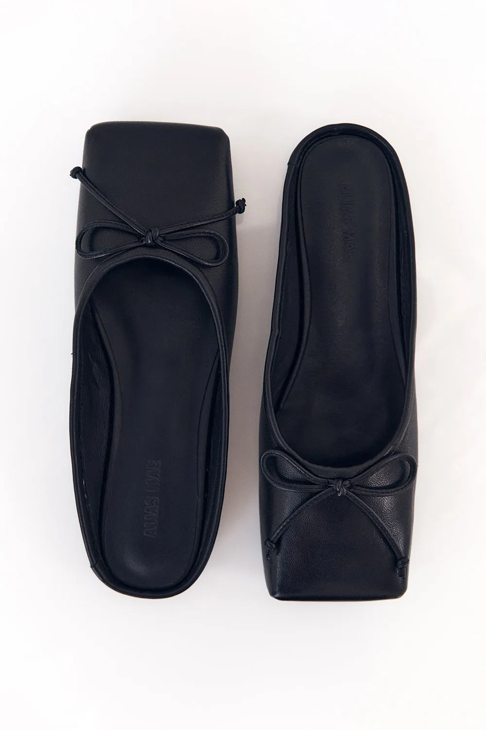 ALIAS MAE YOLANDA BLACK FLAT sold by Dissh