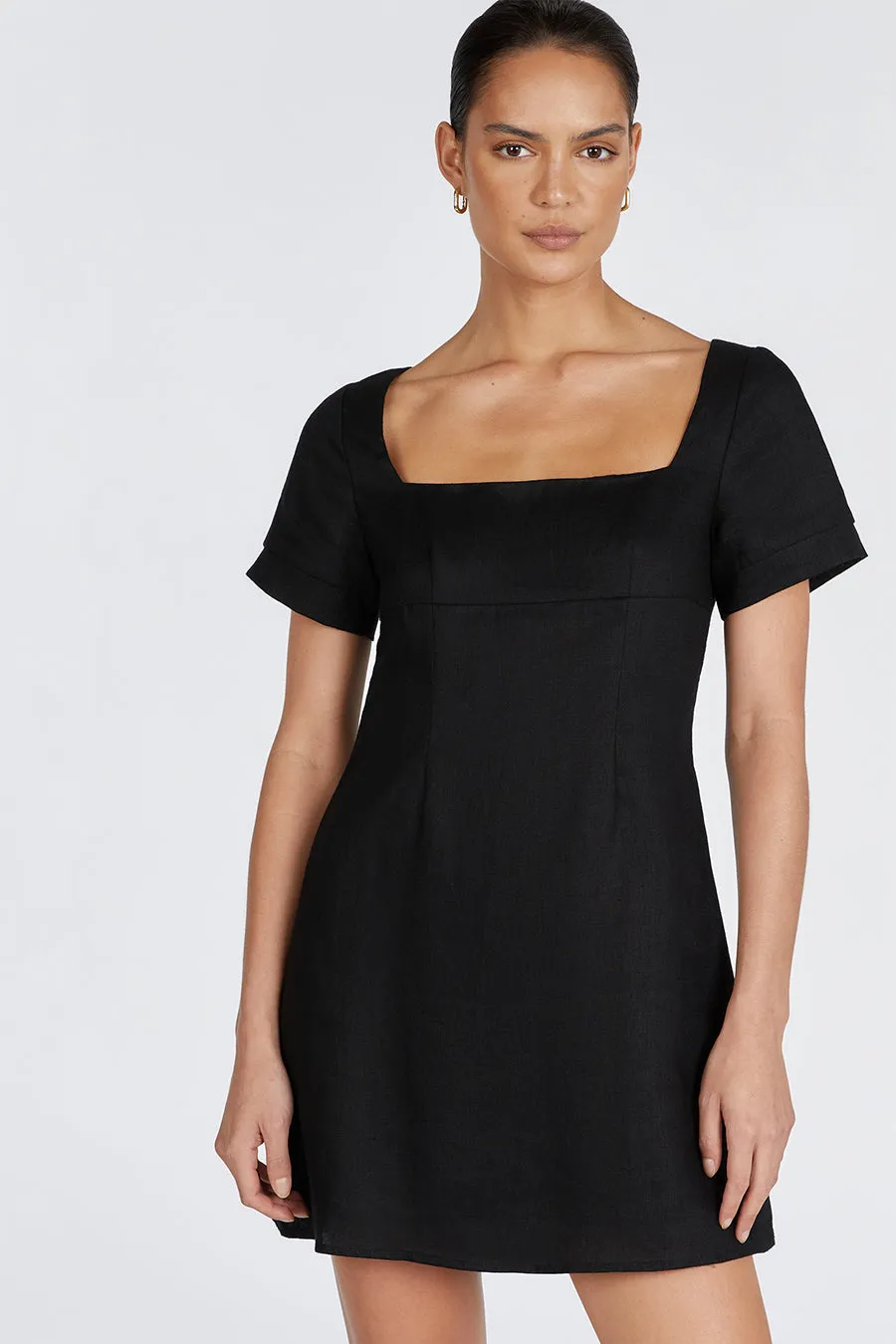 JAMIE BLACK LINEN MINI DRESS sold by Dissh product image thumbnail 2