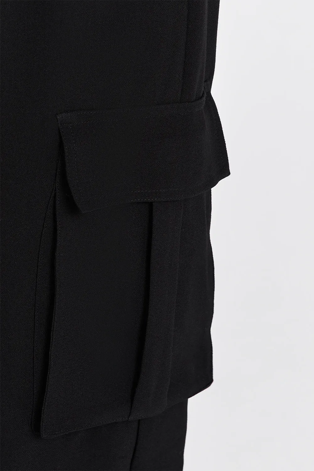 WILLA BLACK CARGO PANT sold by Dissh product image thumbnail 5