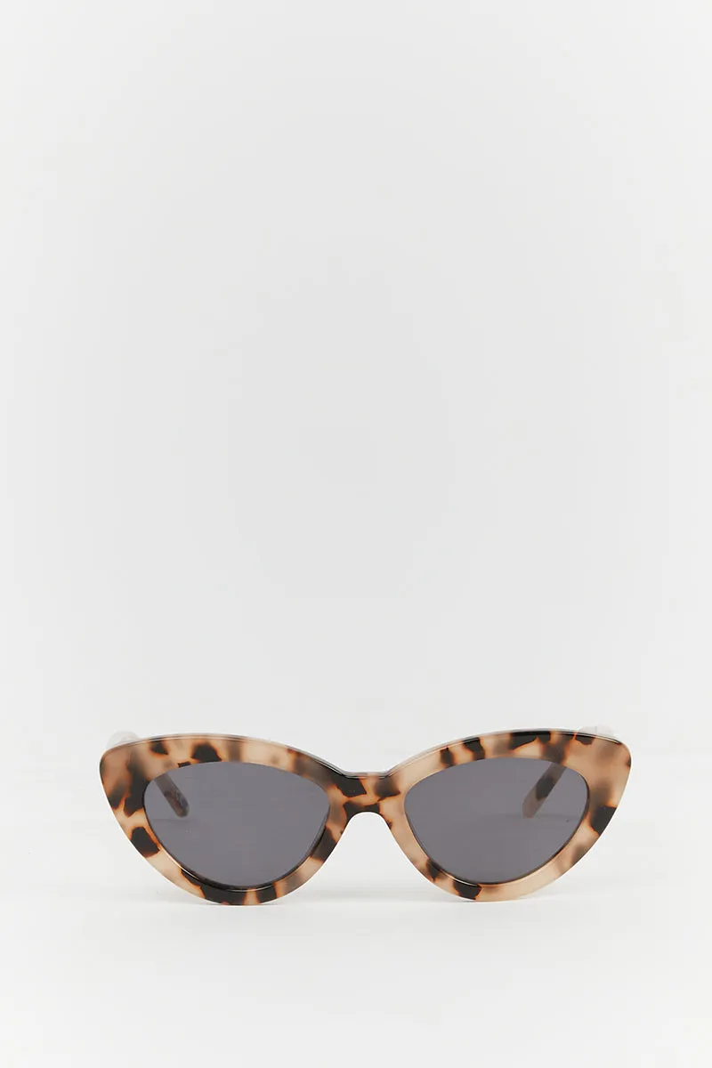 LUV LOU THE HARLEY CREAM TORT sold by Dissh