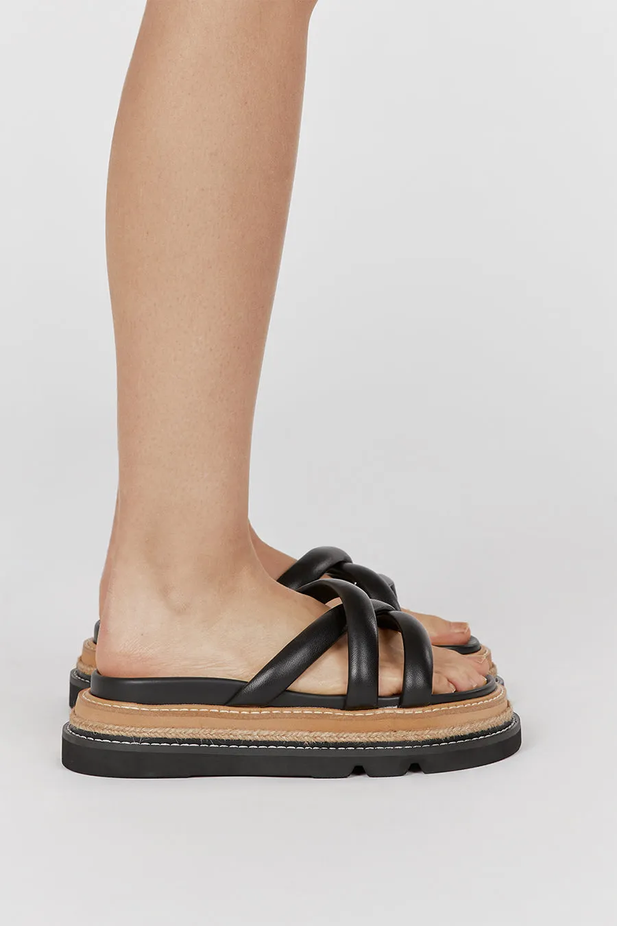 ALIAS MAE VERITY BLACK SANDAL sold by Dissh product image thumbnail 2