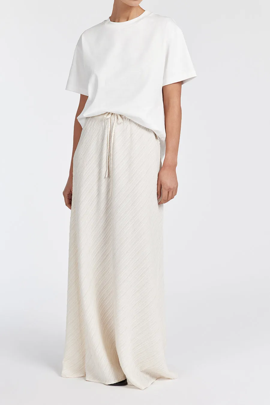 LOZ CREAM DRAWSTRING MIDI SKIRT sold by Dissh product image thumbnail 2