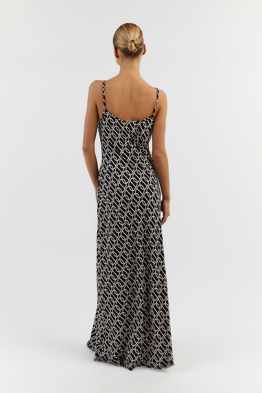IZZIE CHAIN SCOOP SLIP MAXI DRESS sold by Dissh product image thumbnail 4
