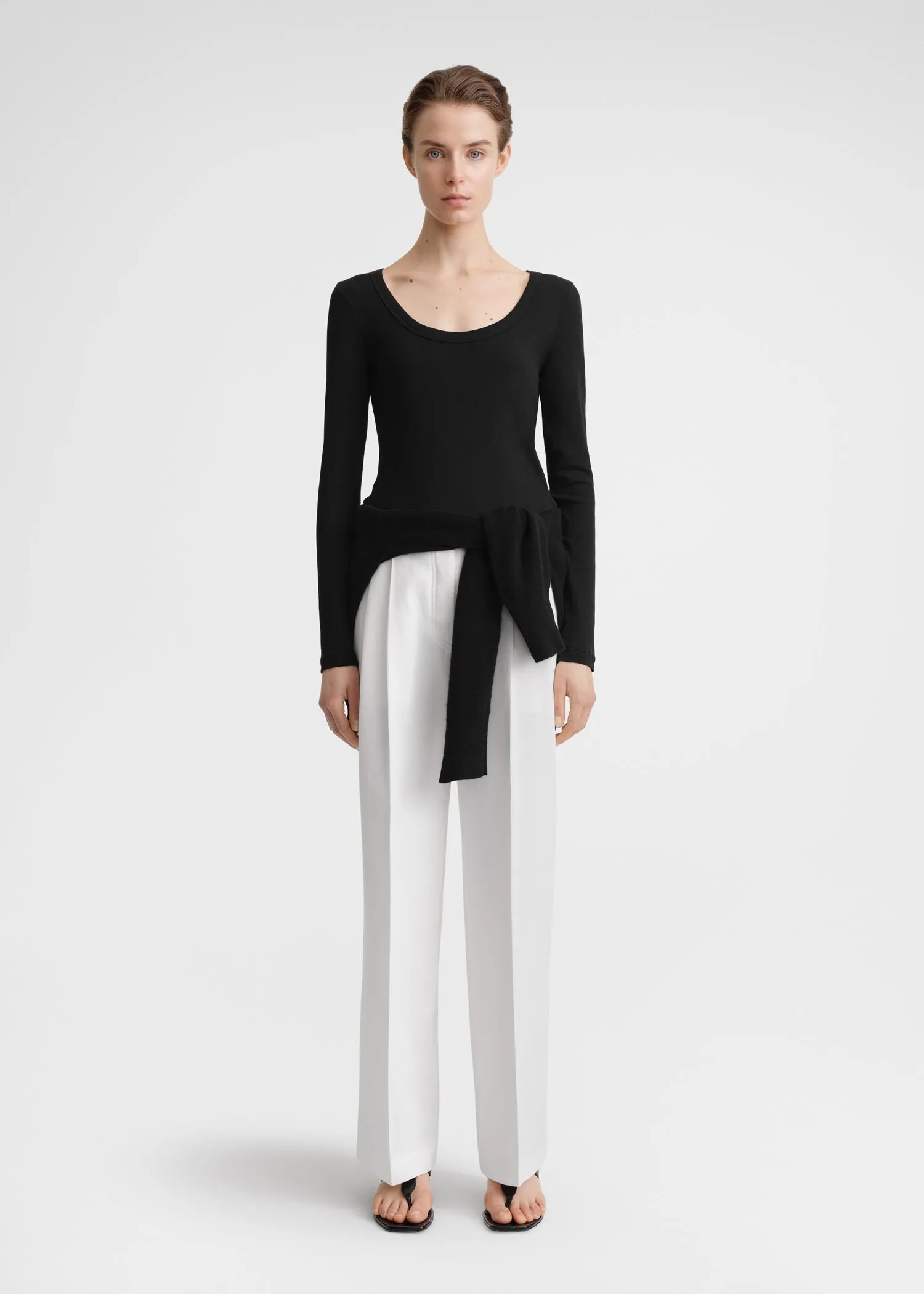 Classic rib top black sold by Toteme