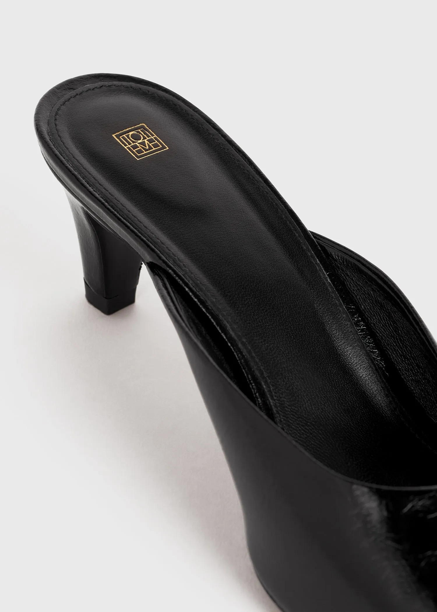 The Patent Leather Mule black sold by Toteme product image thumbnail 4