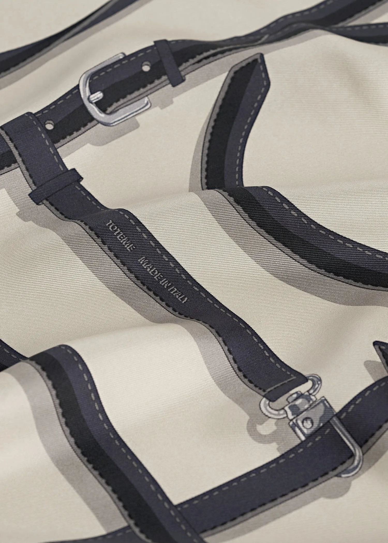 Clasp belt silk scarf snow sold by Toteme product image thumbnail 4