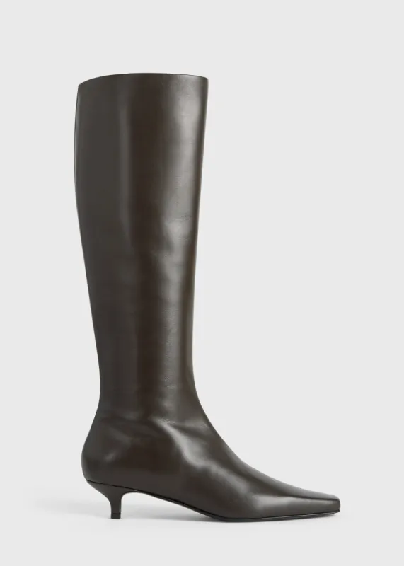 Slim leather knee-high boots bark made by Toteme