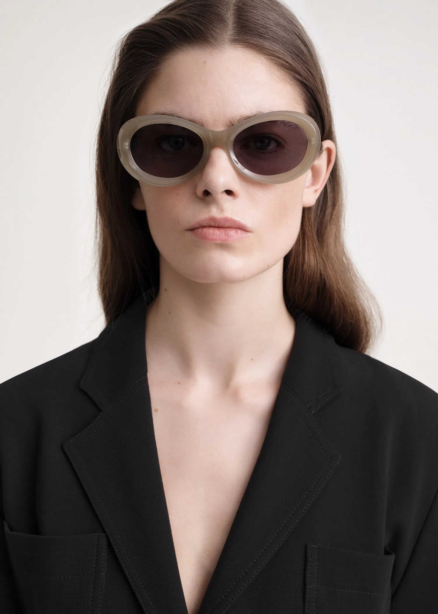 The Ovals sunglasses warm steel sold by Toteme product image thumbnail 2