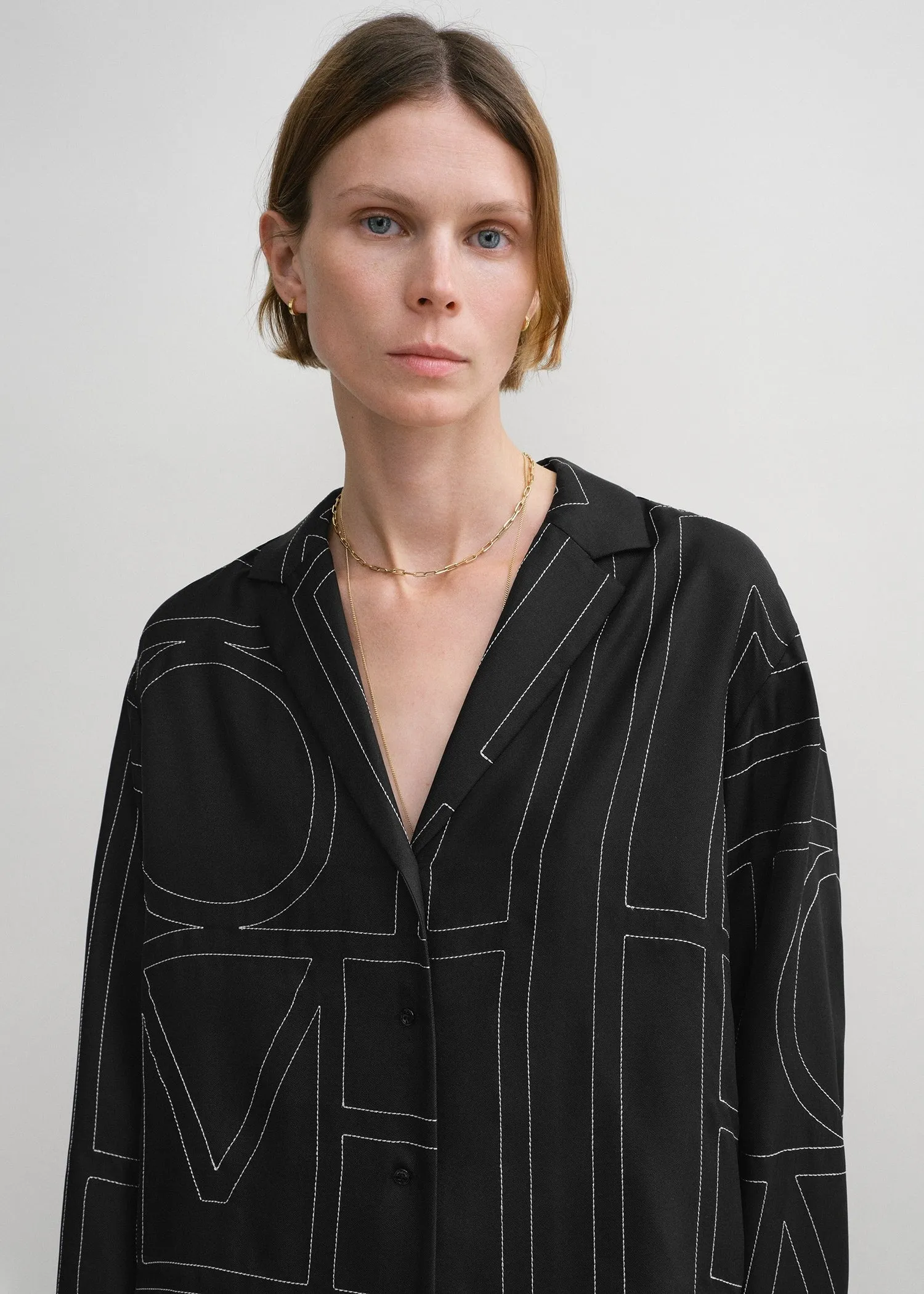 Monogram silk pj top black sold by Toteme product image thumbnail 4