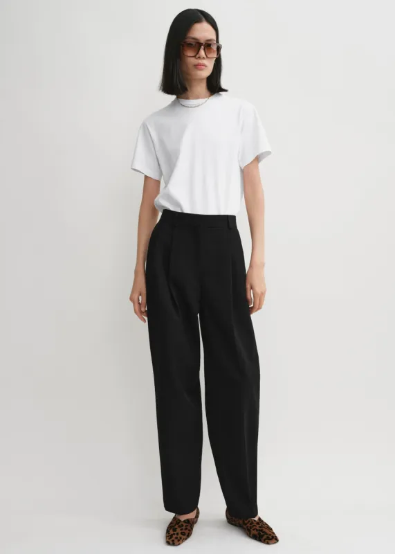 Double-pleated tailored trousers black made by Toteme