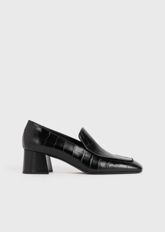 The Block-Heel Pump black sold by Toteme