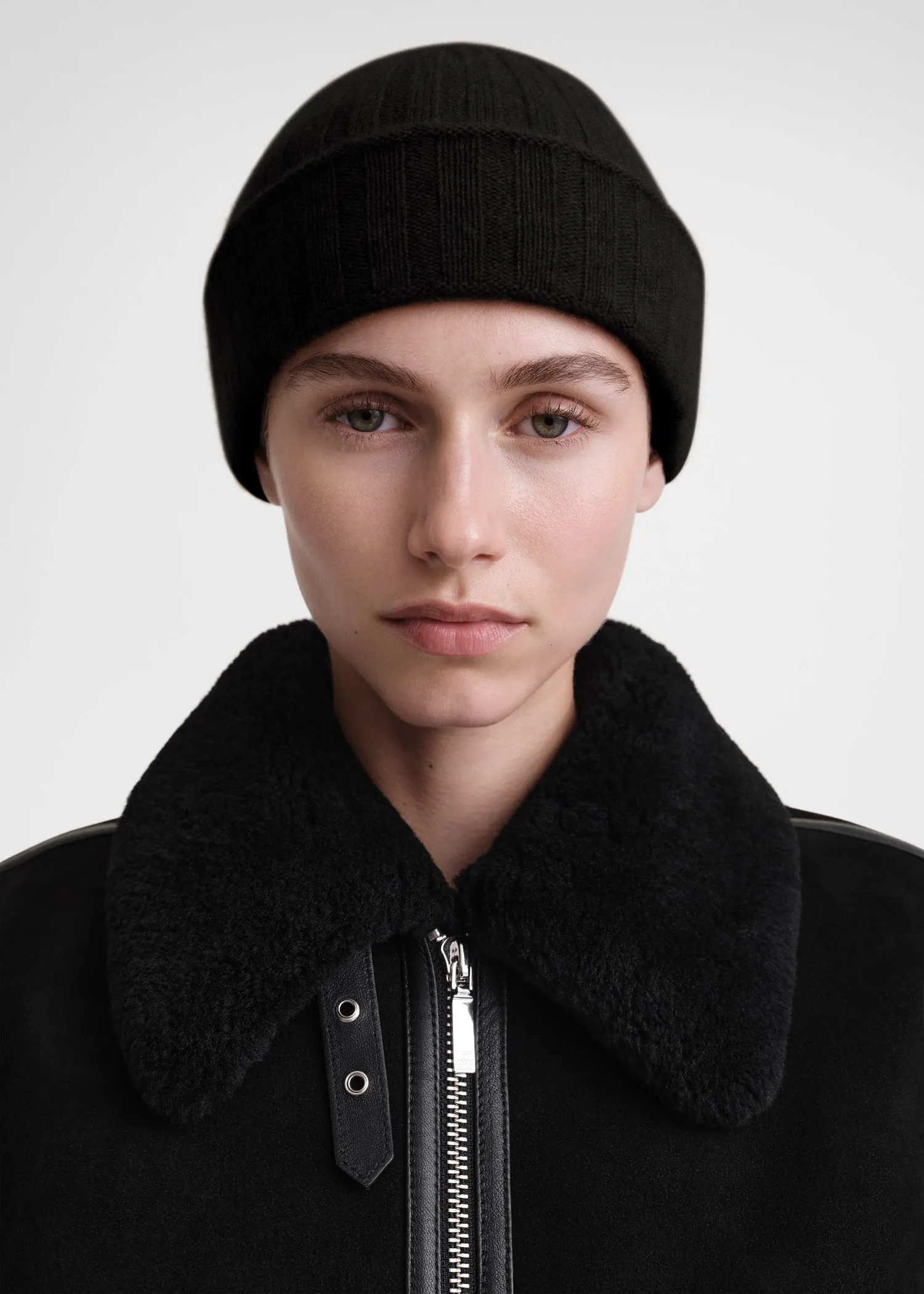 Cashmere beanie black sold by Toteme product image thumbnail 2