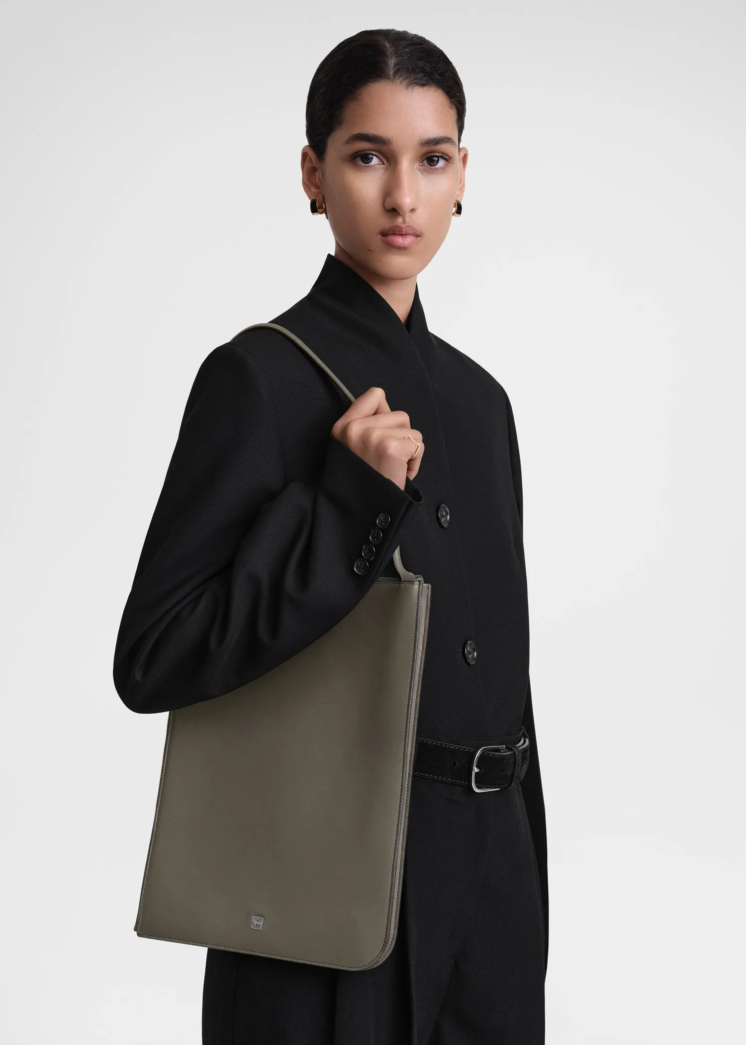 Slim tote ash sold by Toteme product image thumbnail 3