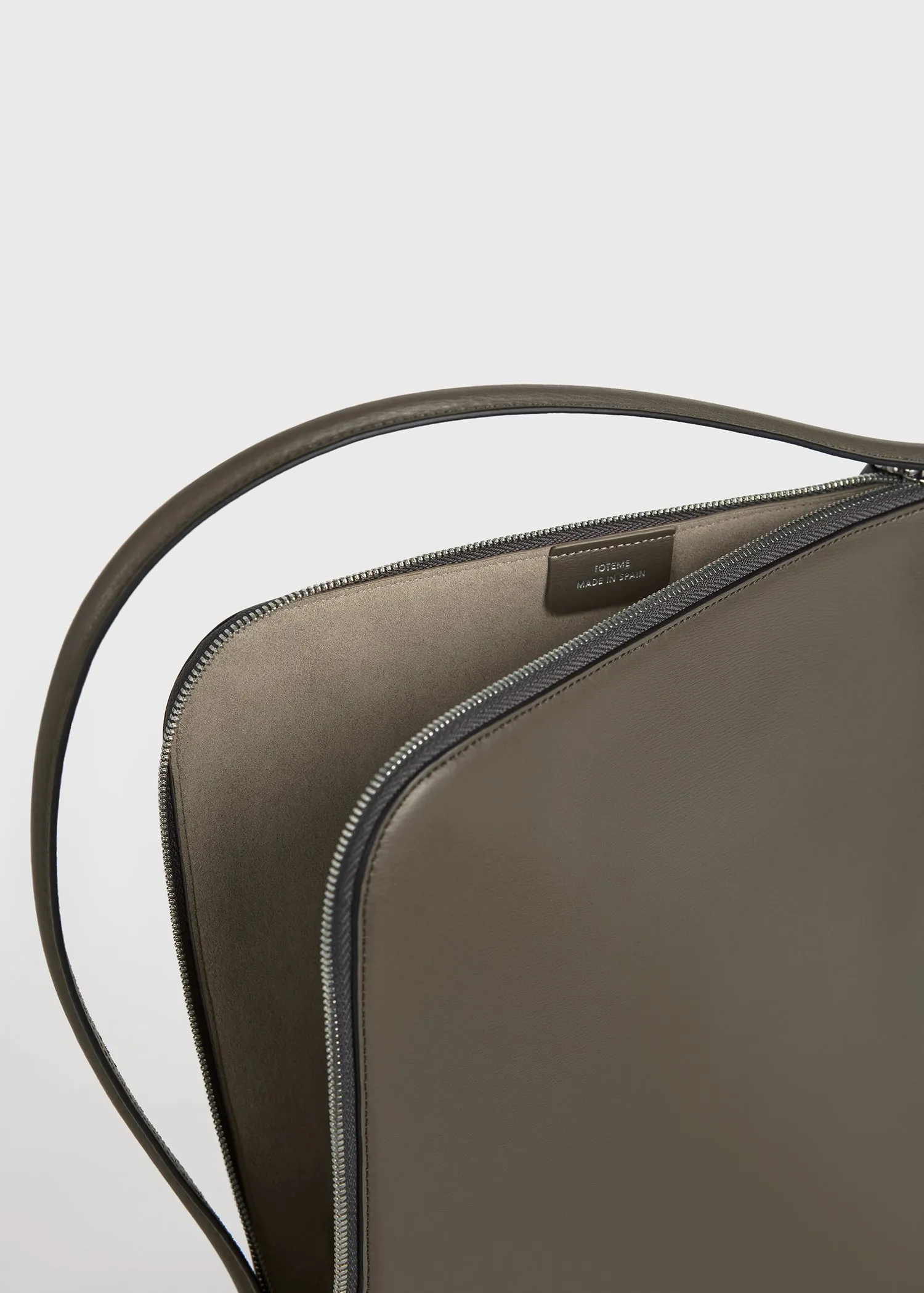 Slim tote ash sold by Toteme product image thumbnail 5