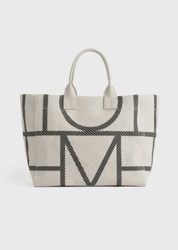 Monogram travel tote ecru made by Toteme